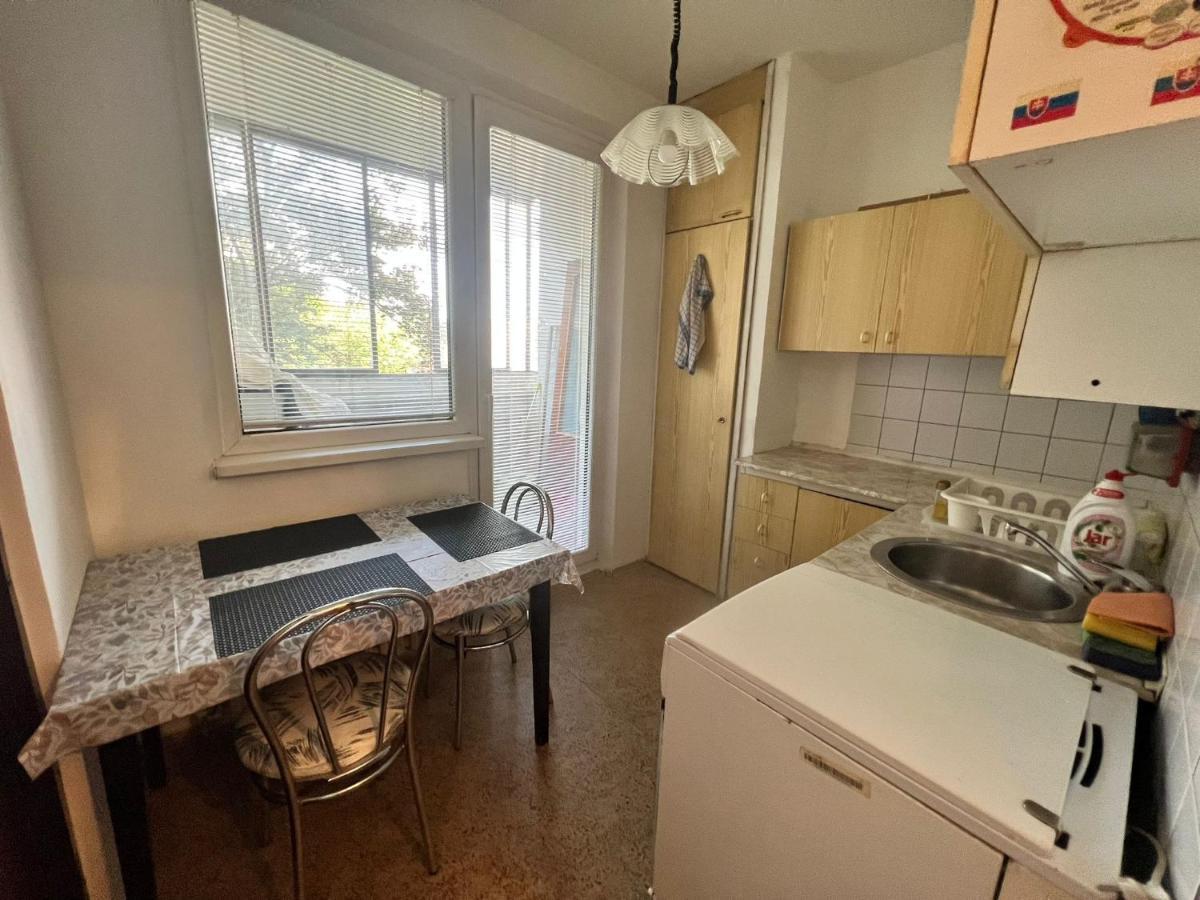 Apartman Solid, Bratislava Lägenhet Exteriör bild