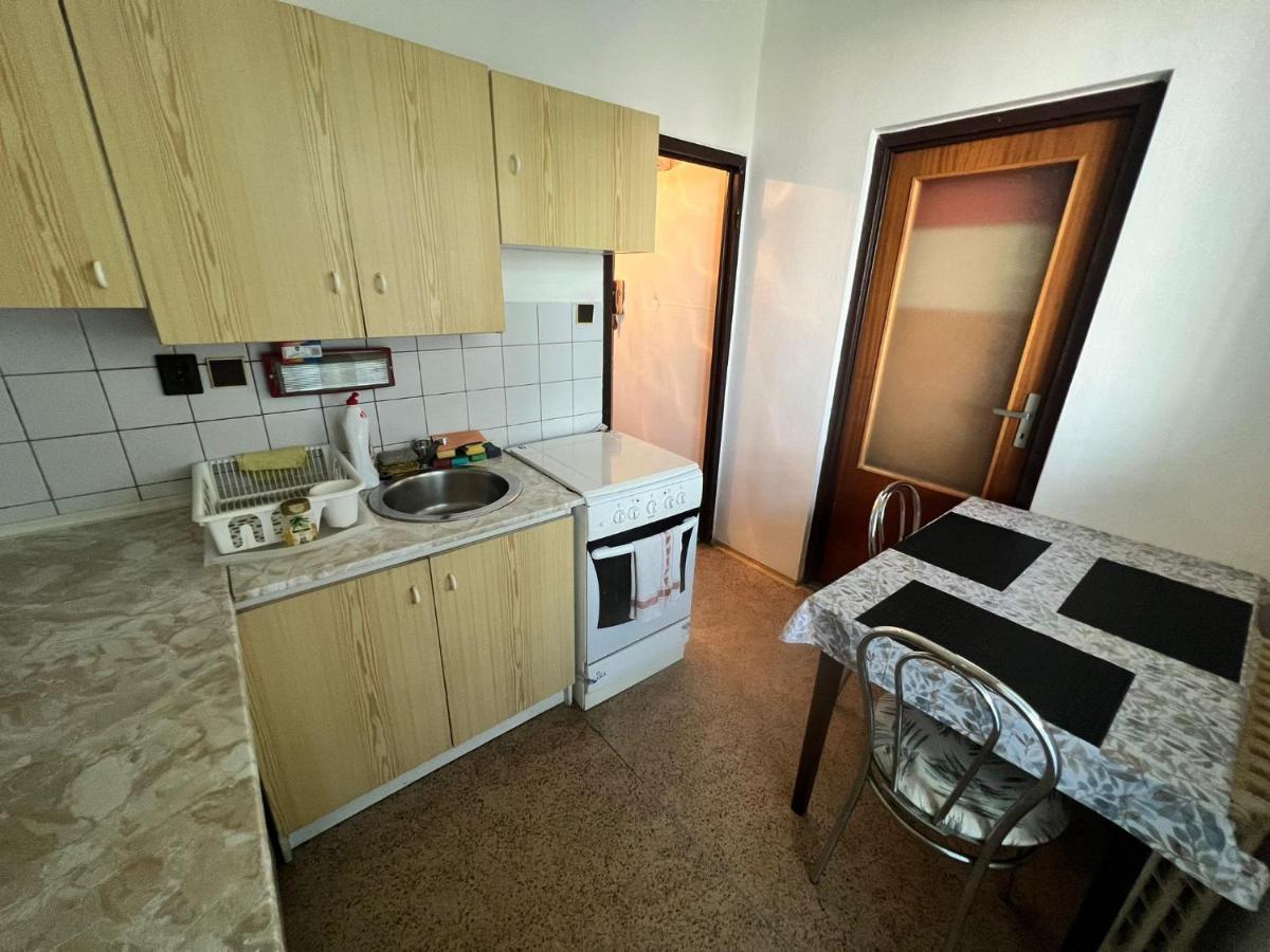 Apartman Solid, Bratislava Lägenhet Exteriör bild